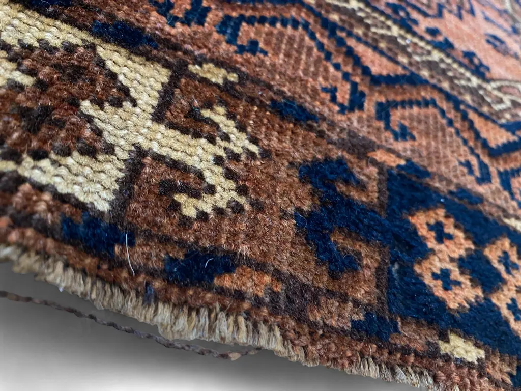 Carpet fragment - wool pile, - Yomut - Turkemen - red ground - single gül, Image 1++